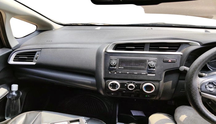 2018 Honda WR-V 1.5L I-DTEC S MT, Diesel, Manual, 79,524 km, interior