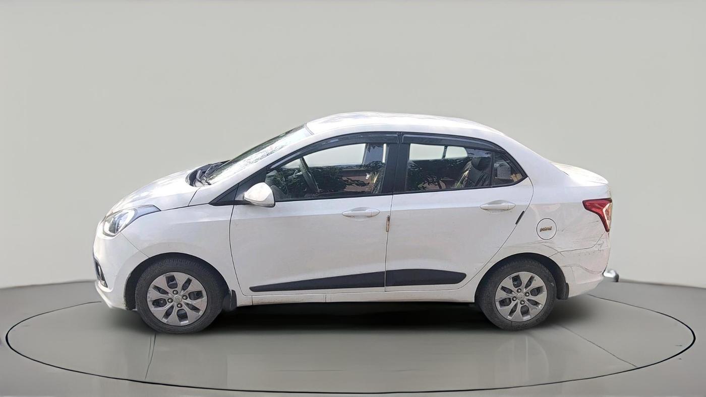 2016 Hyundai Xcent S 1.2, Petrol, Manual, 77,795 km, exterior