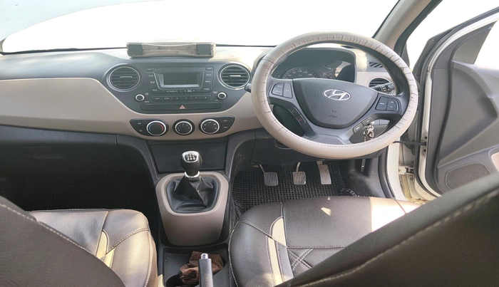 2016 Hyundai Xcent S 1.2, Petrol, Manual, 77,795 km, interior