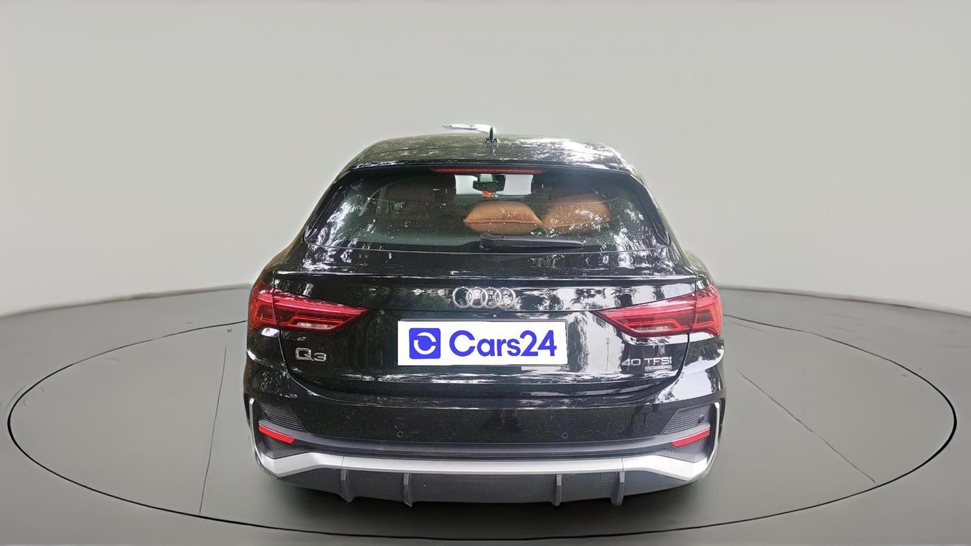 2024 Audi Q3 40 TFSI S line, Petrol, Automatic, 11,609 km, exterior