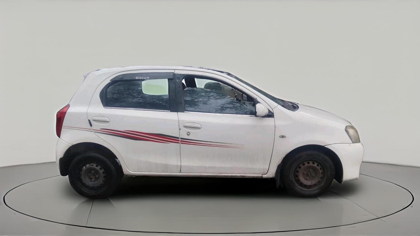 2011 Toyota Etios Liva GD, Diesel, Manual, 80,157 km, exterior
