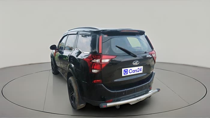 2020 Mahindra XUV500 W7, Diesel, Manual, 36,938 km, exterior