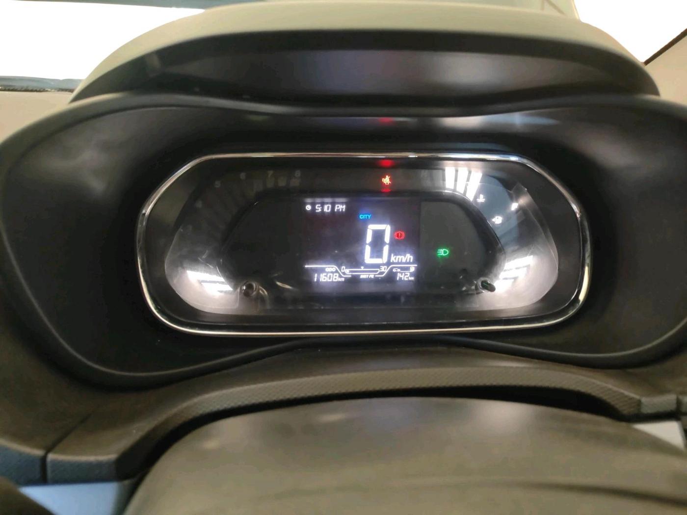 2023 Tata NEXON XE PETROL, Petrol, Manual, 11,608 km, interior