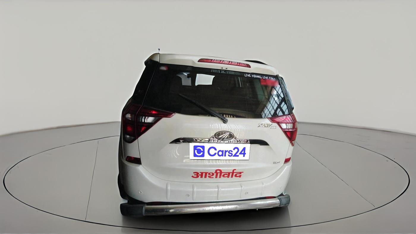 2021 Mahindra XUV500 W9, Diesel, Manual, 55,428 km, exterior