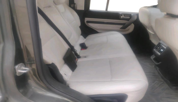 2024 Mahindra Thar Roxx AX7 L Diesel MT 4WD, Diesel, Manual, 42,040 km, interior