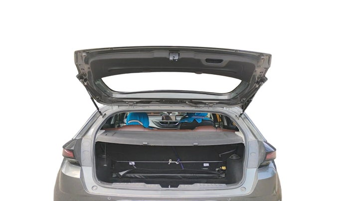 2024 Tata ALTROZ XM PLUS DIESEL, Diesel, Manual, 17,099 km, exterior