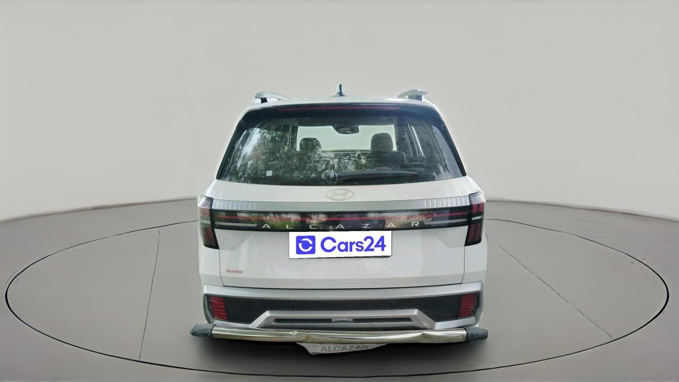 2024 Hyundai ALCAZAR PLATINUM 1.5 TURBO PETROL MT 7STR, Petrol, Manual, 18,673 km, exterior