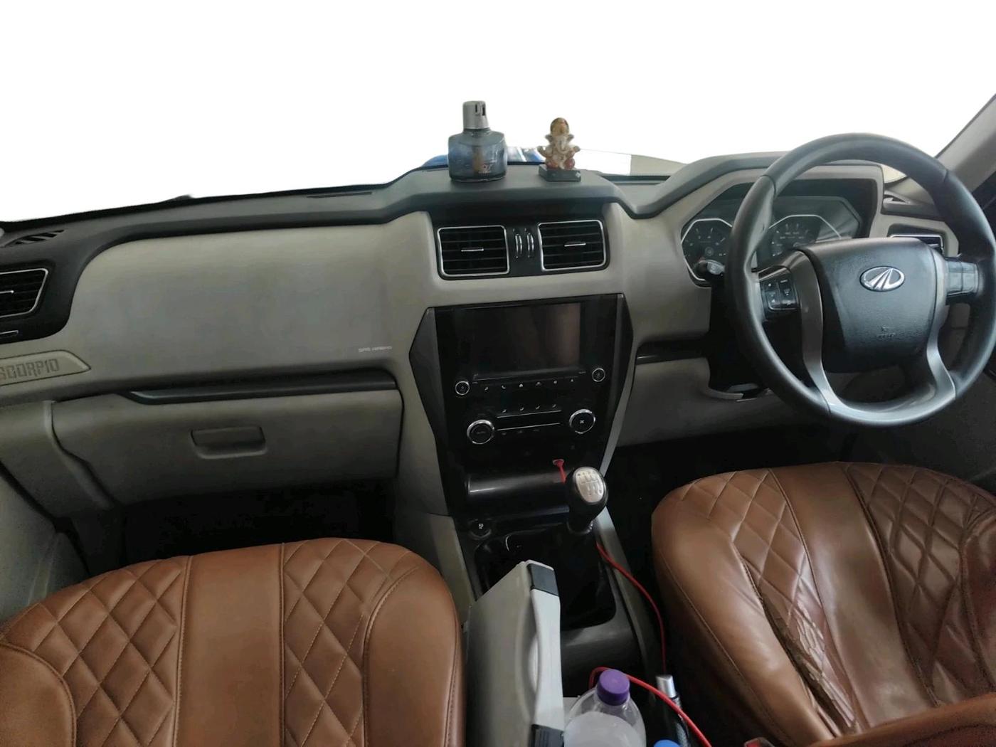 2020 Mahindra Scorpio S9, Diesel, Manual, 1,86,880 km, interior
