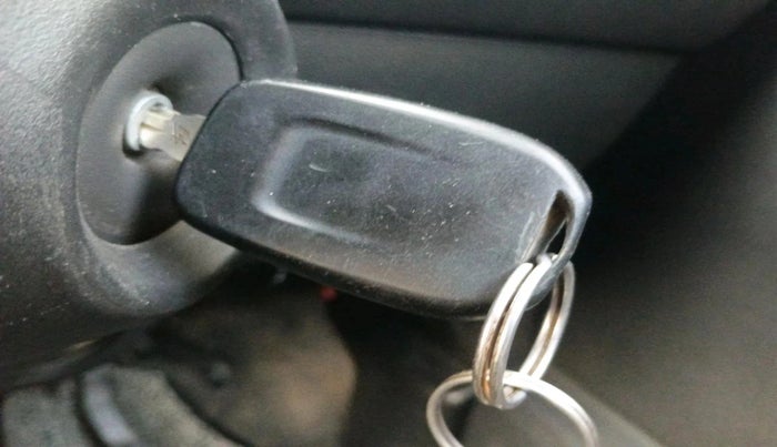 2021 Renault Kiger RXE MT, Petrol, Manual, 64,421 km, interior