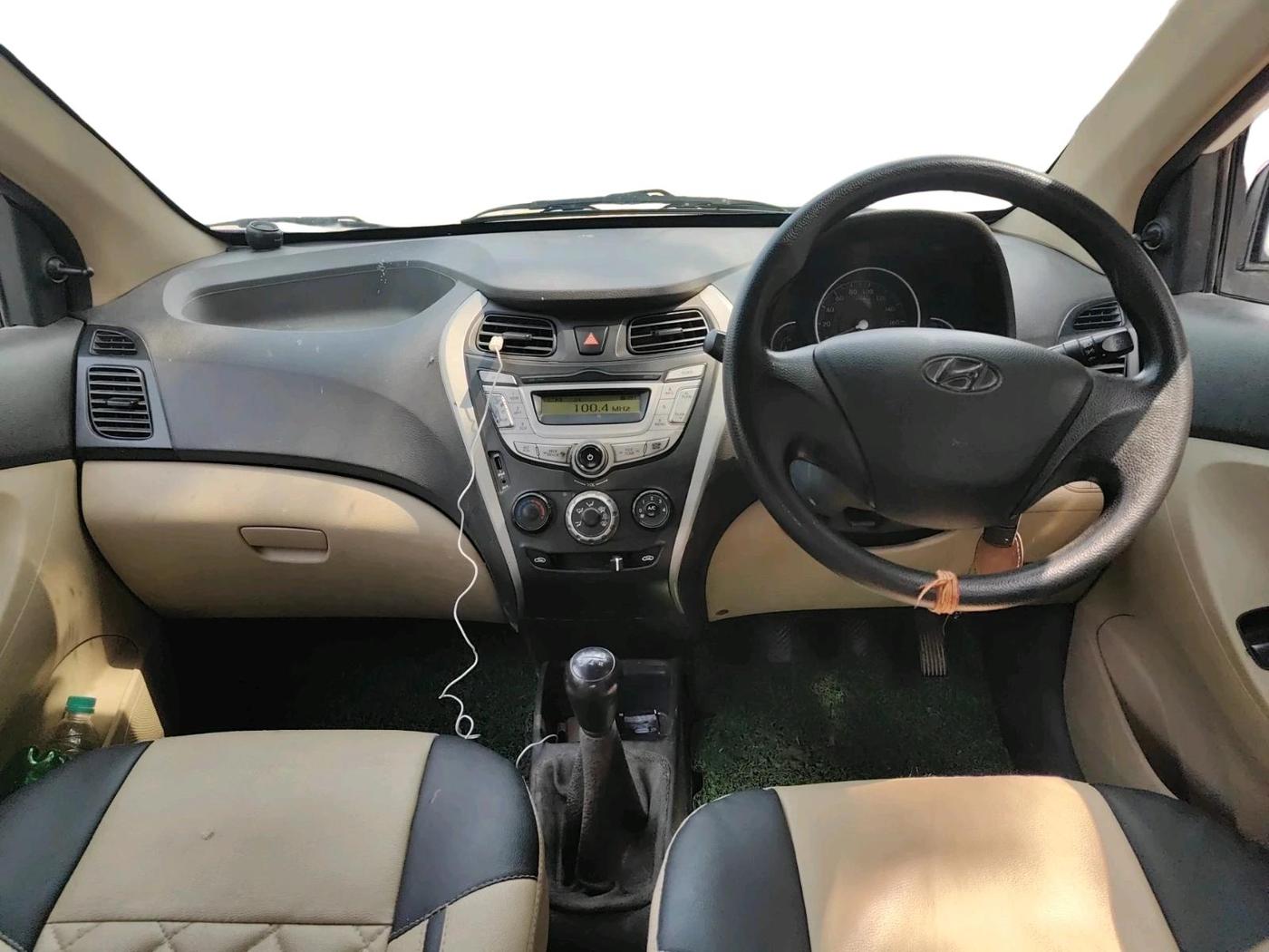 2016 Hyundai Grand i10 MAGNA 1.2 KAPPA VTVT, Petrol, Manual, 39,011 km, interior