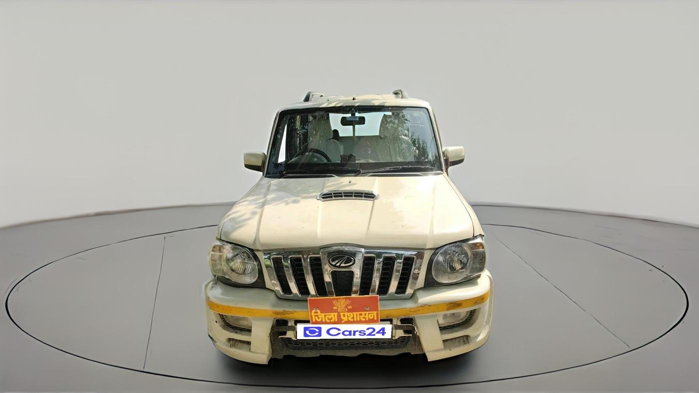 2013 Mahindra Scorpio LX BS-III, Diesel, Manual, 1,31,985 km, exterior