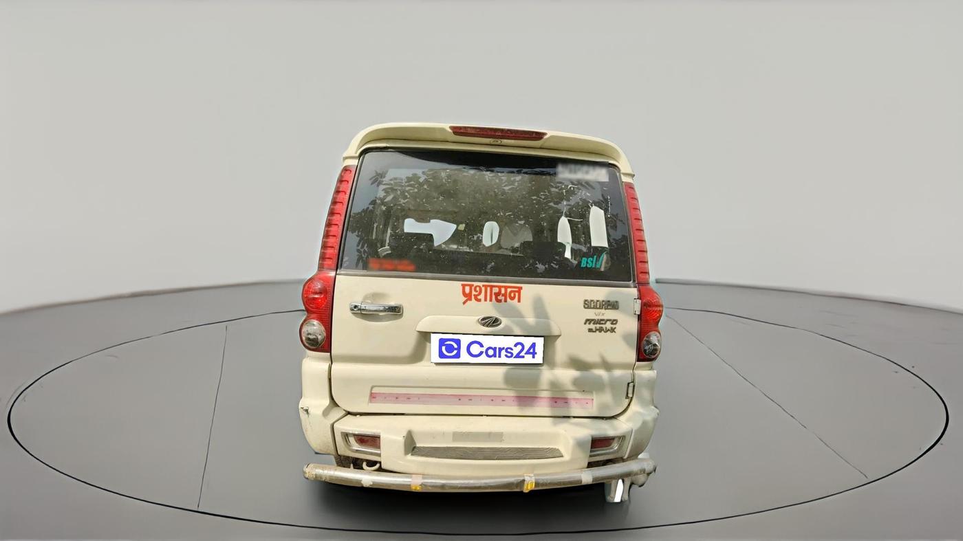 2013 Mahindra Scorpio LX BS-III, Diesel, Manual, 1,31,985 km, exterior