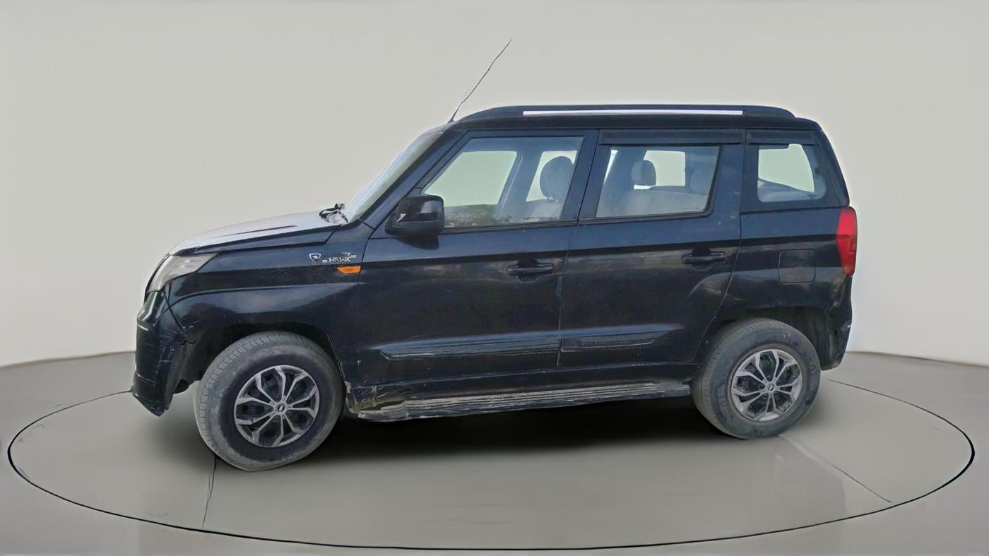 2016 Mahindra TUV300 T4, Diesel, Manual, 1,08,960 km, exterior