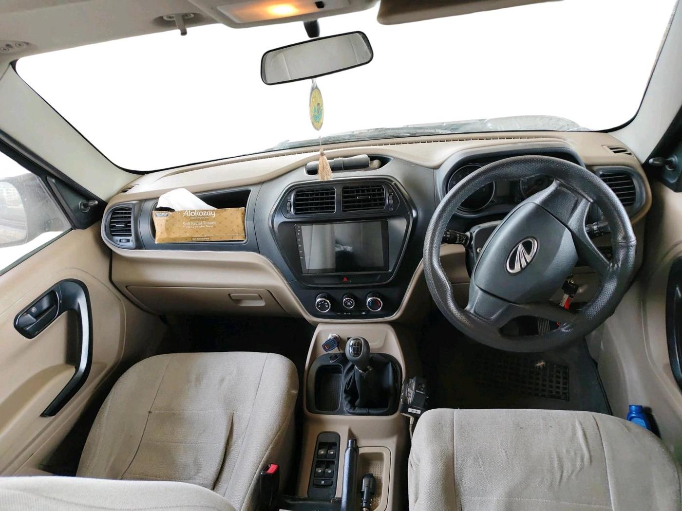 2016 Mahindra TUV300 T4, Diesel, Manual, 1,08,960 km, interior