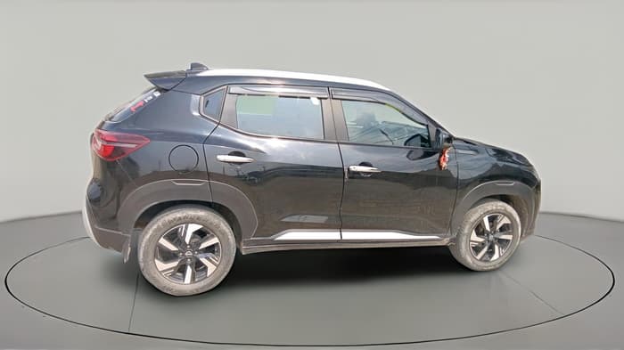 2025 Nissan MAGNITE N-Connecta B4D 1.0 Petrol MT, Petrol, Manual, 36,558 km, exterior