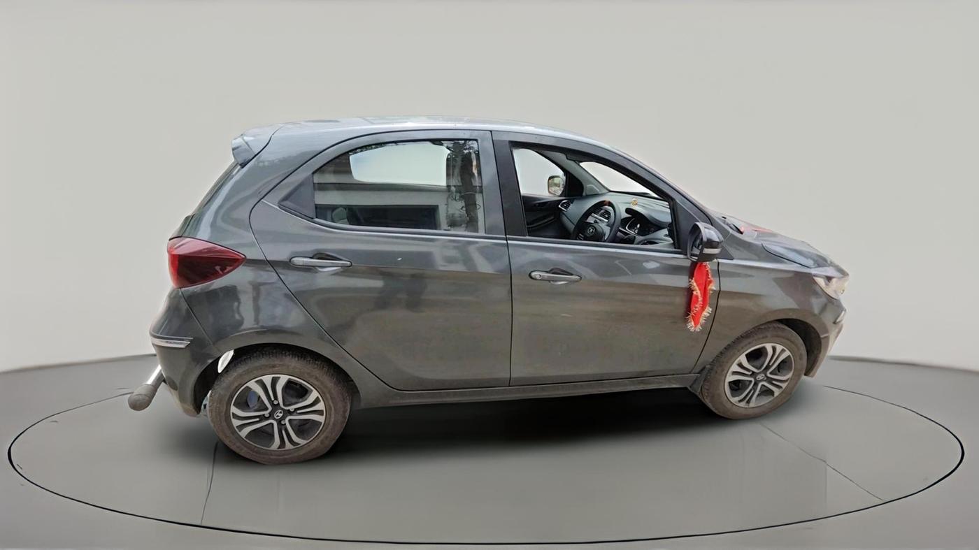 2023 Tata Tiago XTA PETROL, Petrol, Automatic, 2,101 km, exterior