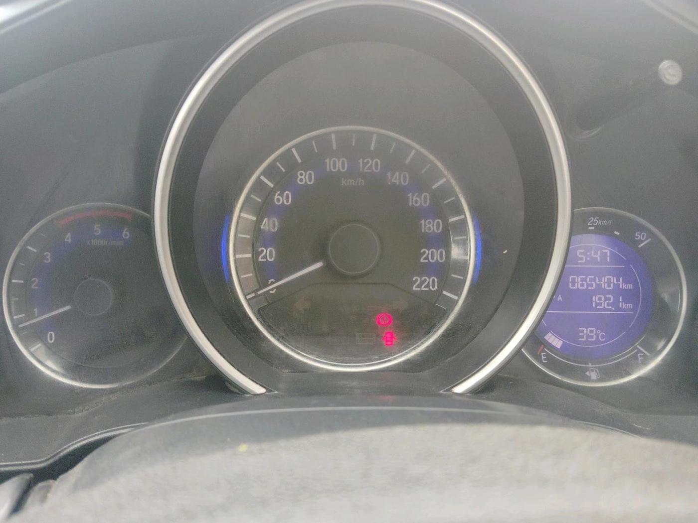 2018 Honda WR-V 1.5L I-DTEC VX MT, Diesel, Manual, 65,404 km, interior