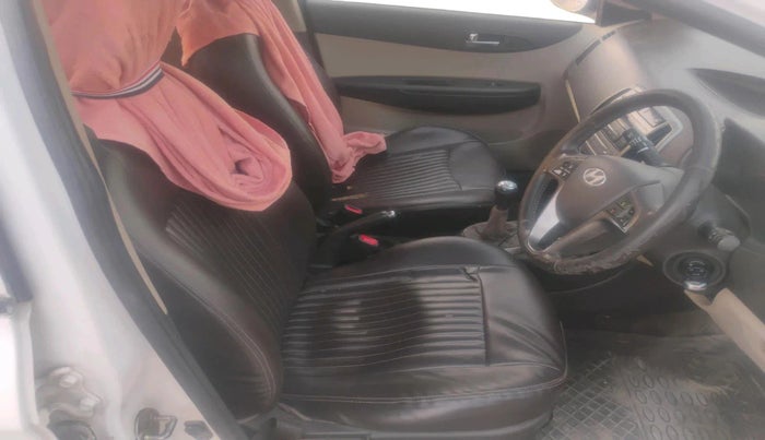 2012 Hyundai i20 SPORTZ 1.2, Petrol, Manual, 65,873 km, interior