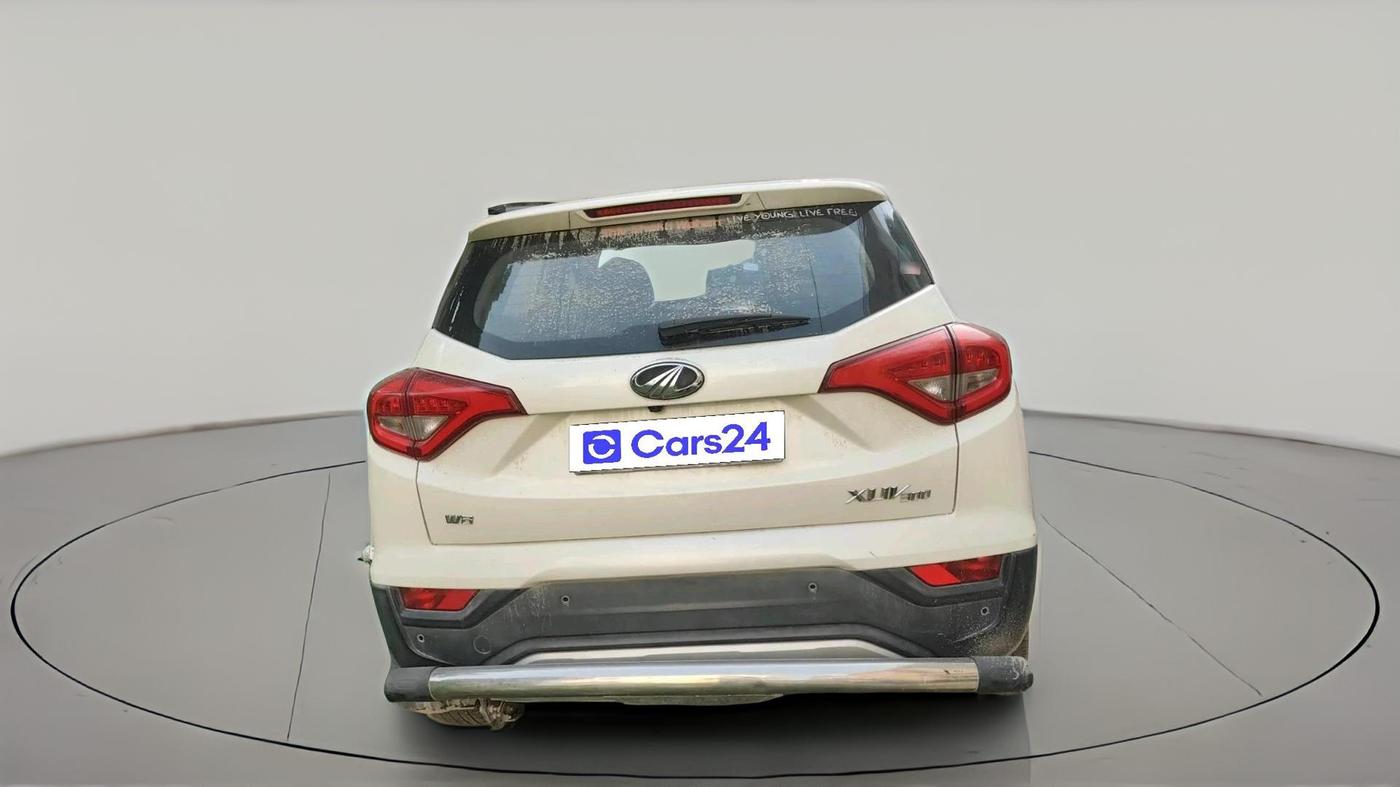 2020 Mahindra XUV300 W8 1.5 DIESEL, Diesel, Manual, 62,415 km, exterior
