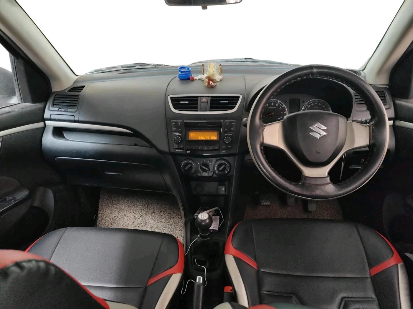 2016 Maruti Swift VXI, Petrol, Manual, 39,544 km, interior