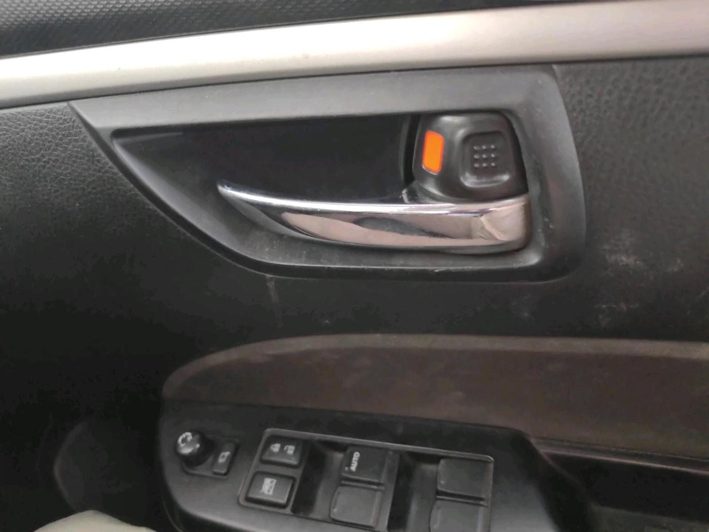 2016 Maruti Swift VXI, Petrol, Manual, 39,544 km, interior