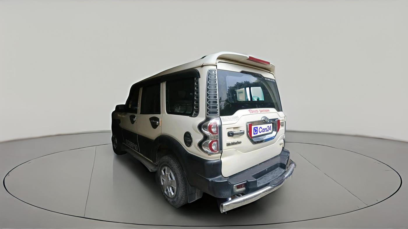 2017 Mahindra Scorpio S2, Diesel, Manual, 1,56,041 km, exterior