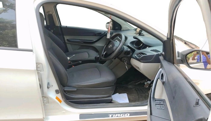 2019 Tata Tiago XM PETROL, Petrol, Manual, 35,448 km, interior