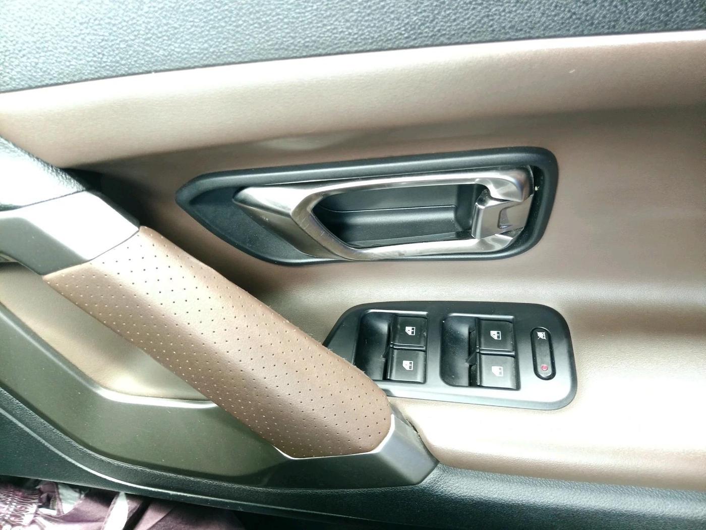 2019 Tata Harrier XZ 2.0L, Diesel, Manual, 1,49,602 km, interior
