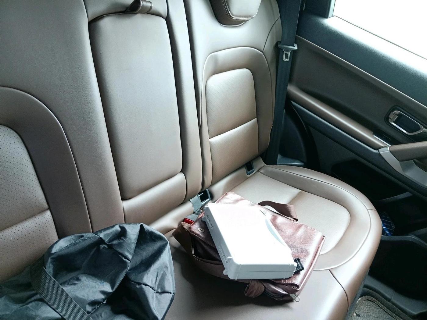 2019 Tata Harrier XZ 2.0L, Diesel, Manual, 1,49,602 km, interior