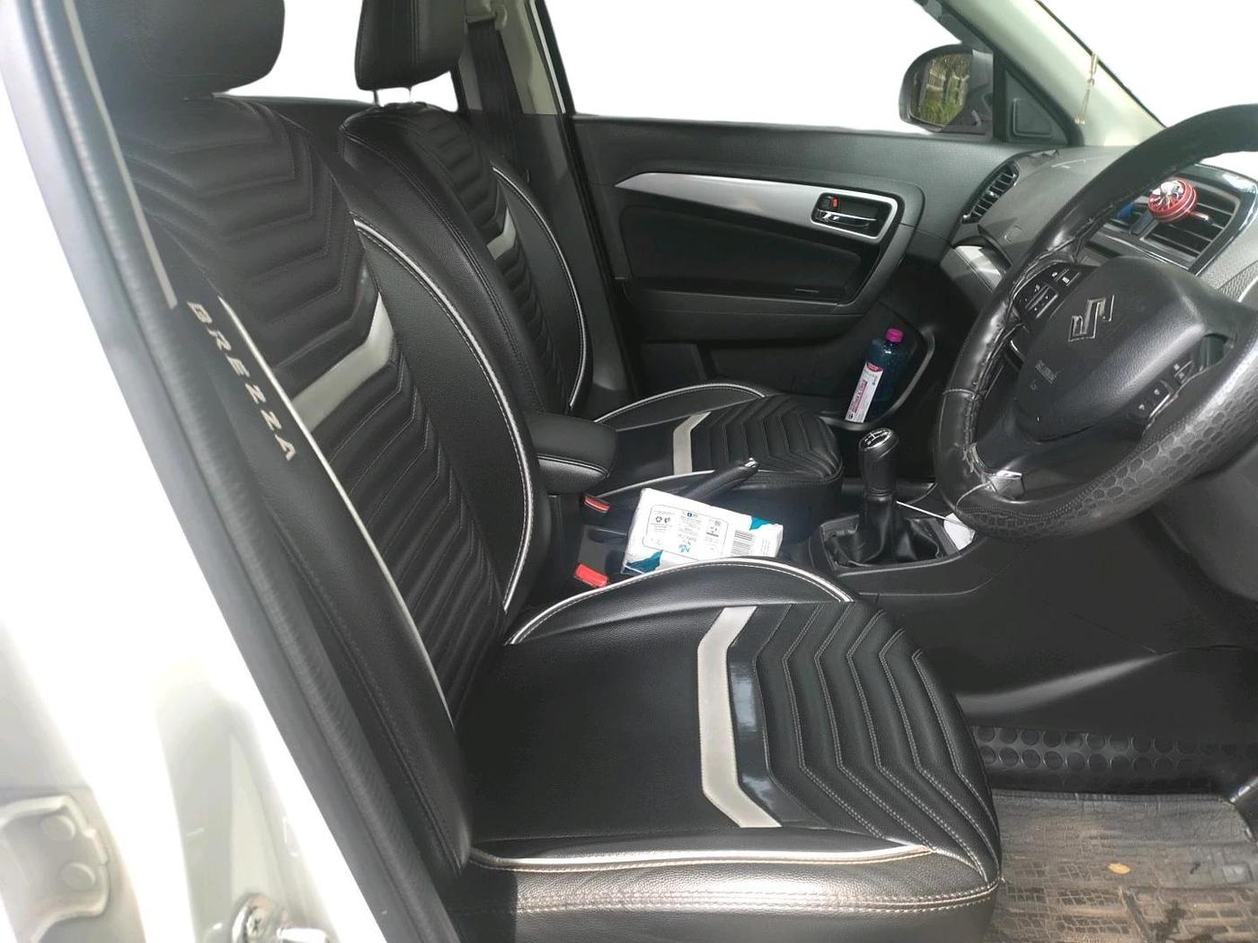 2021 Maruti Vitara Brezza ZXI, Petrol, Manual, 21,788 km, interior
