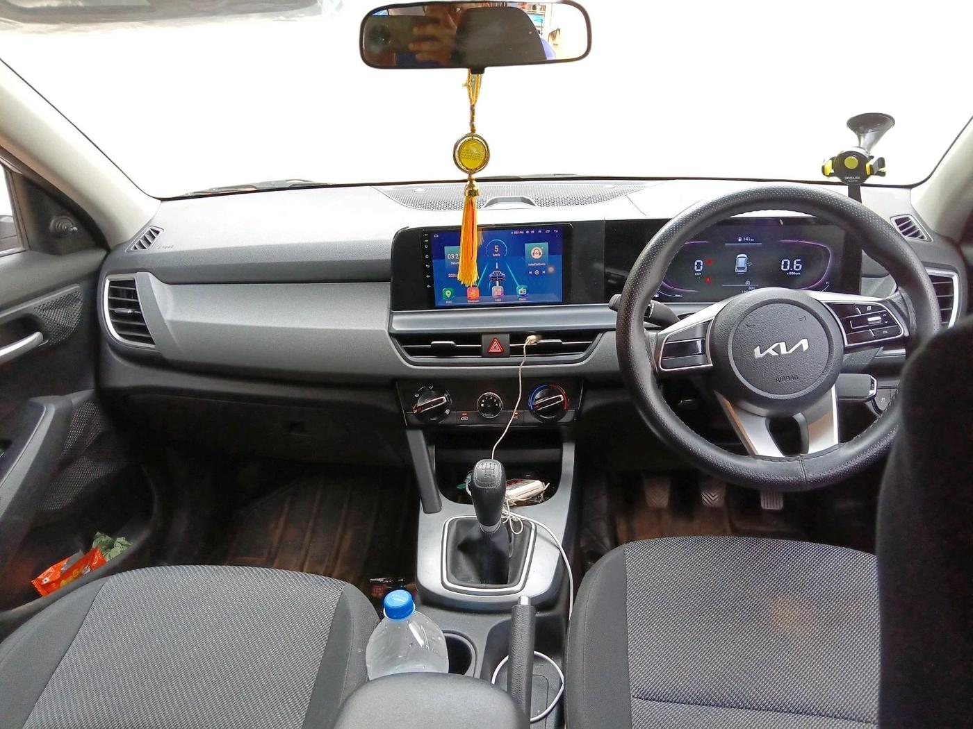2023 KIA SELTOS  HTE 1.5 PETROL MT, Petrol, Manual, 19,598 km, interior