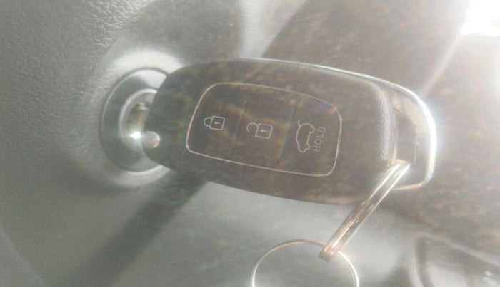 2021 Hyundai VENUE SX 1.0 TURBO IMT, Petrol, Manual, 33,001 km, interior