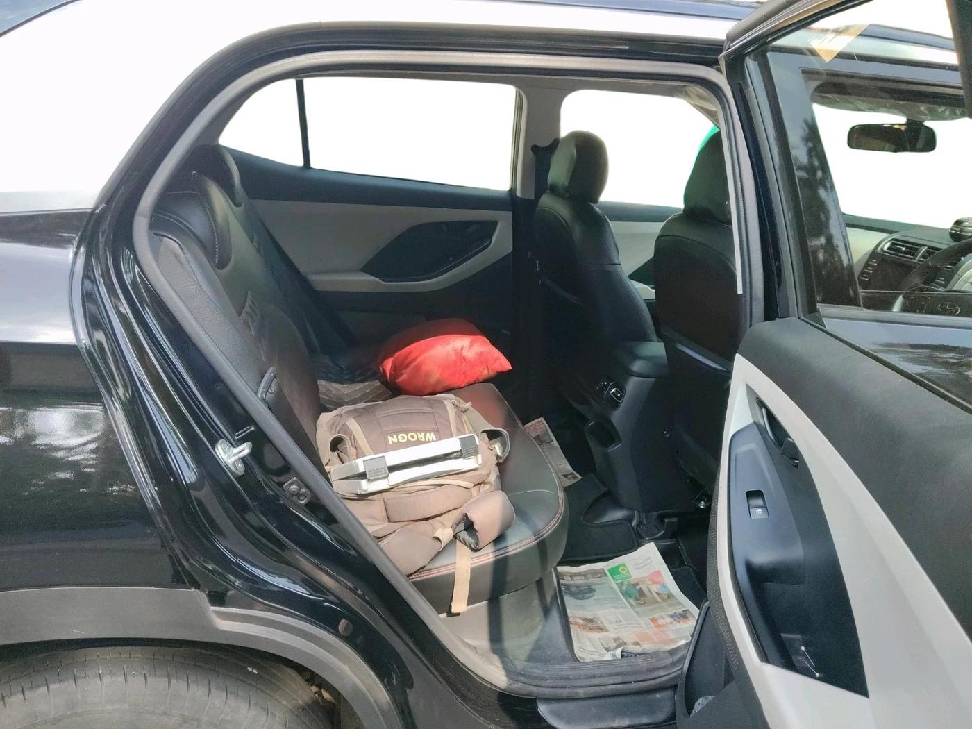 2022 Hyundai Creta EX 1.5 PETROL, Petrol, Manual, 10,572 km, interior