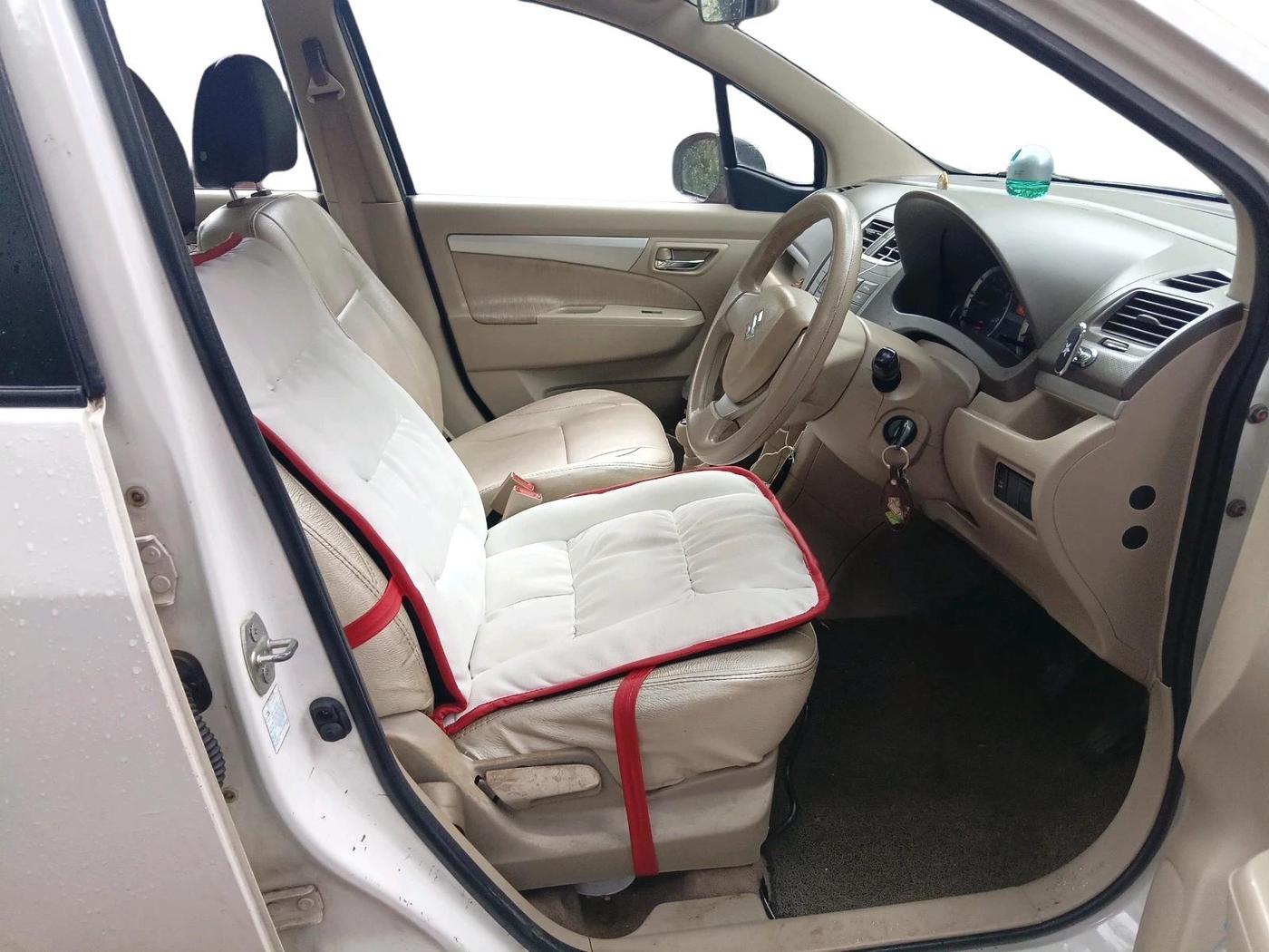 2013 Maruti Ertiga VXI, Petrol, Manual, 91,882 km, interior