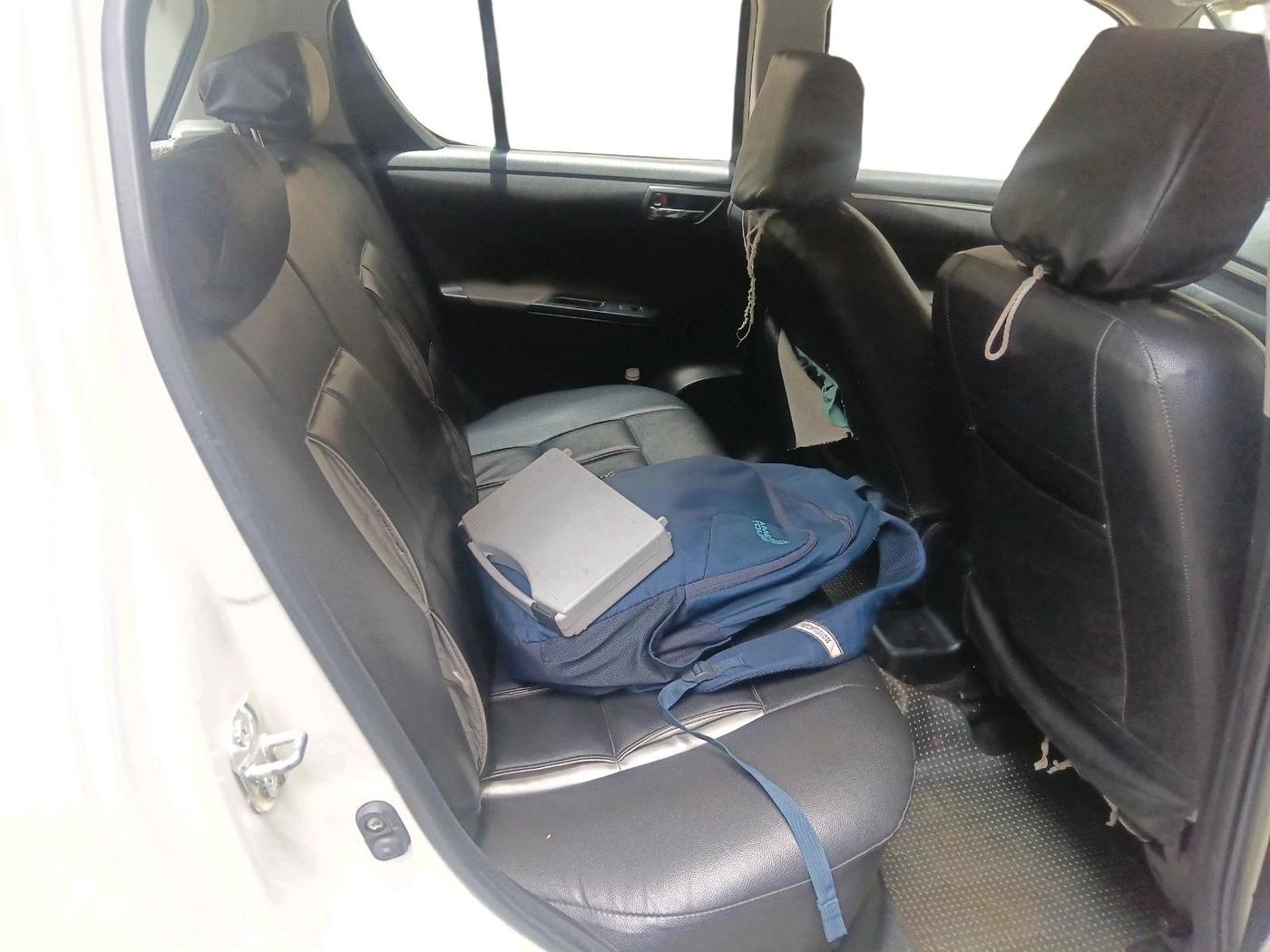 2012 Maruti Swift VXI, Petrol, Manual, 37,746 km, interior