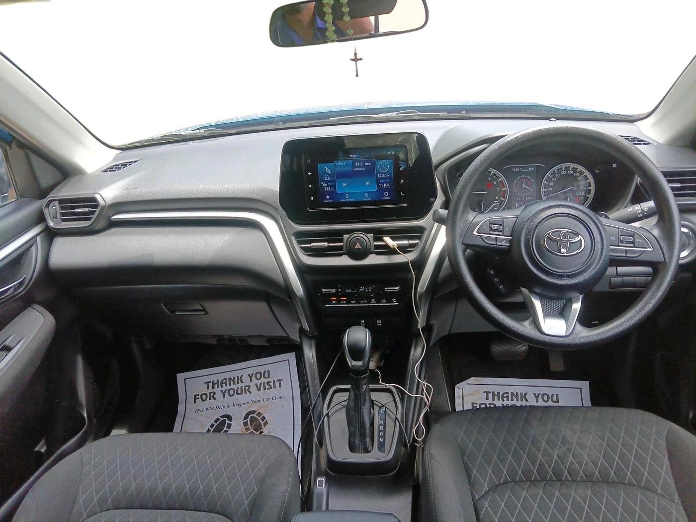 2023 Toyota URBAN CRUISER HYRYDER S AT NEO DRIVE, Petrol, Automatic, 27,345 km, interior