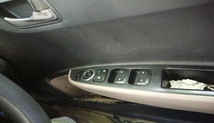 2014 Hyundai Xcent S 1.2, Petrol, Manual, 1,65,907 km, interior