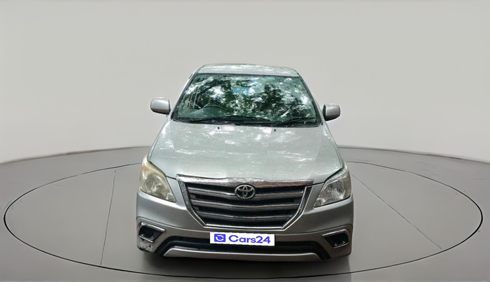 2015 Toyota Innova 2.5 GX 7 STR, Diesel, Manual, 3,01,037 km, exterior