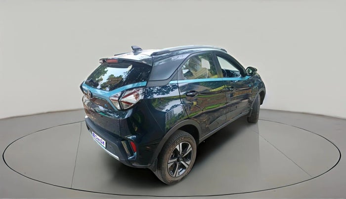 2022 Tata NEXON EV XZ PLUS LUX, Electric, Automatic, 52,389 km, exterior