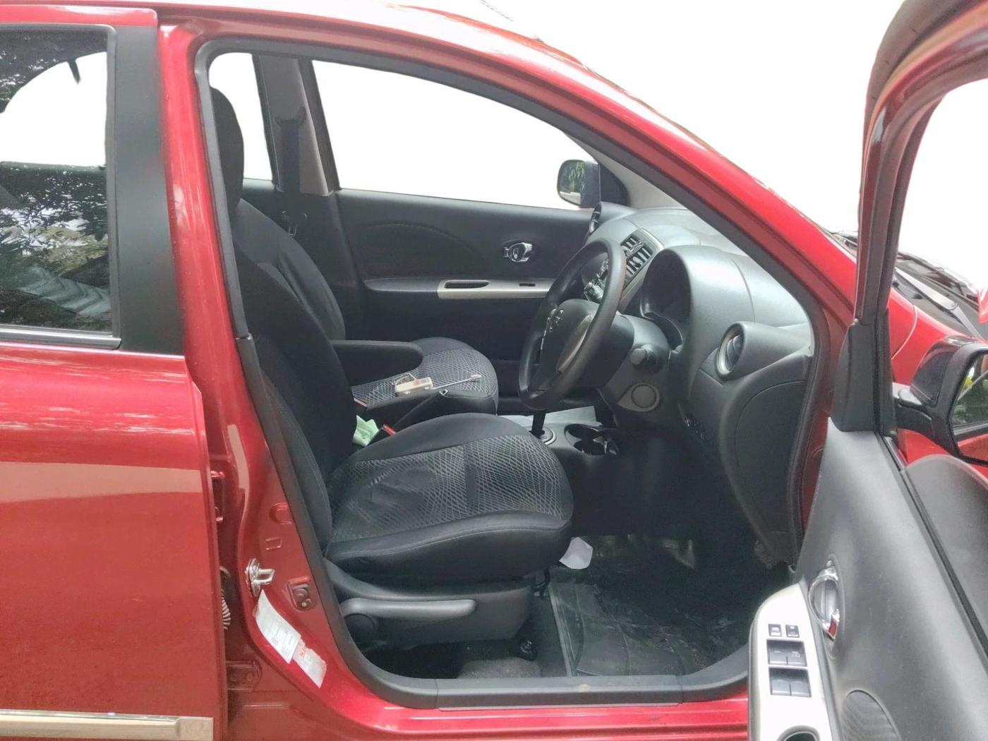 2016 Nissan Micra XV CVT, CNG, Automatic, 78,184 km, interior