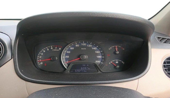 2014 Hyundai Xcent BASE 1.2, Petrol, Manual, 69,271 km, interior