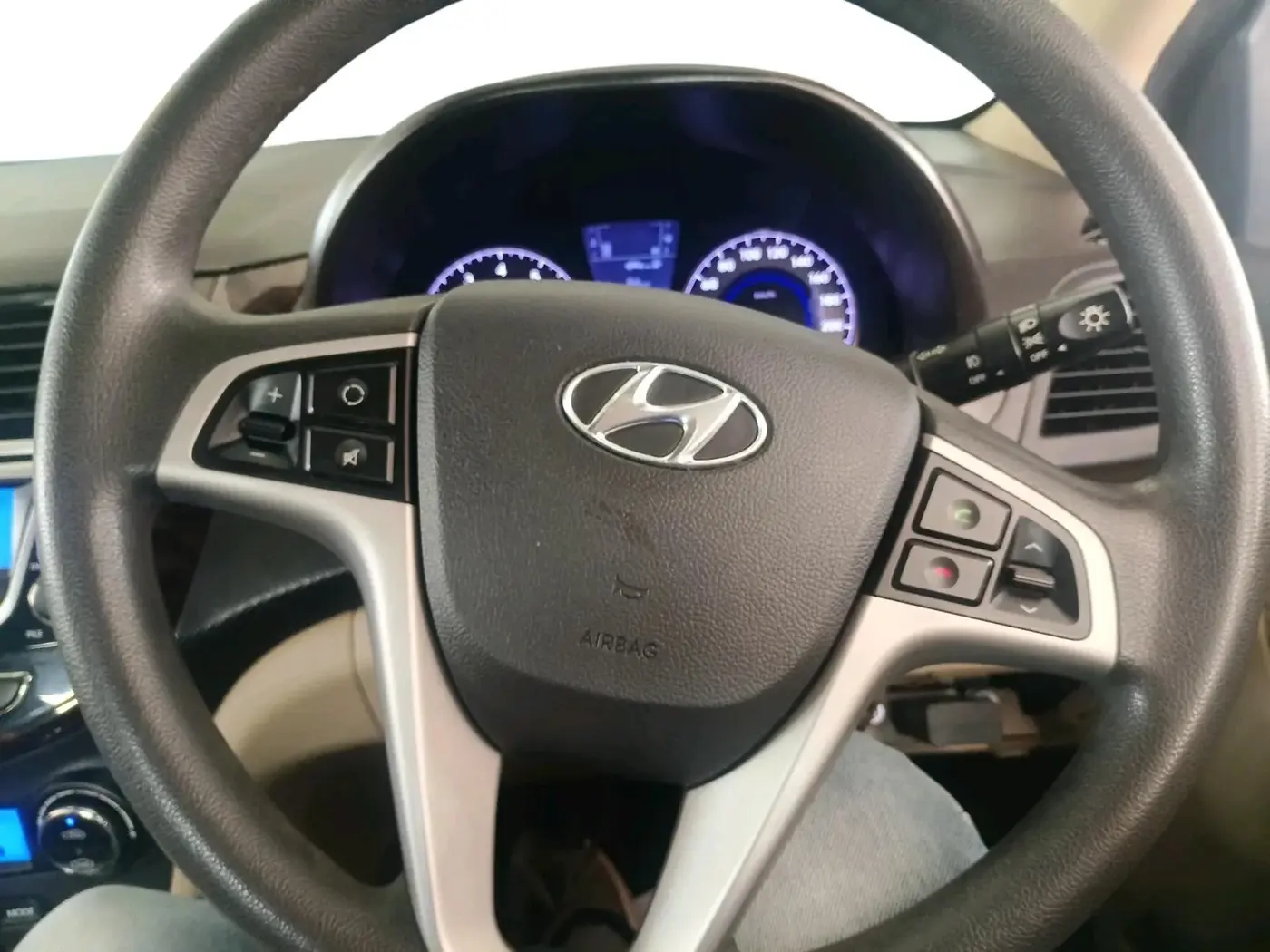 2013 Hyundai Verna FLUIDIC 1.6 VTVT SX, Petrol, Manual, 55,108 km, interior