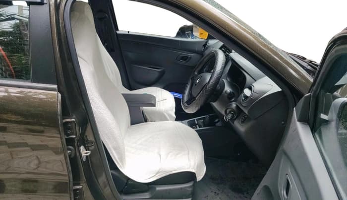 2023 Renault Kwid RXT 1.0 AMT, Petrol, Automatic, 13,774 km, interior