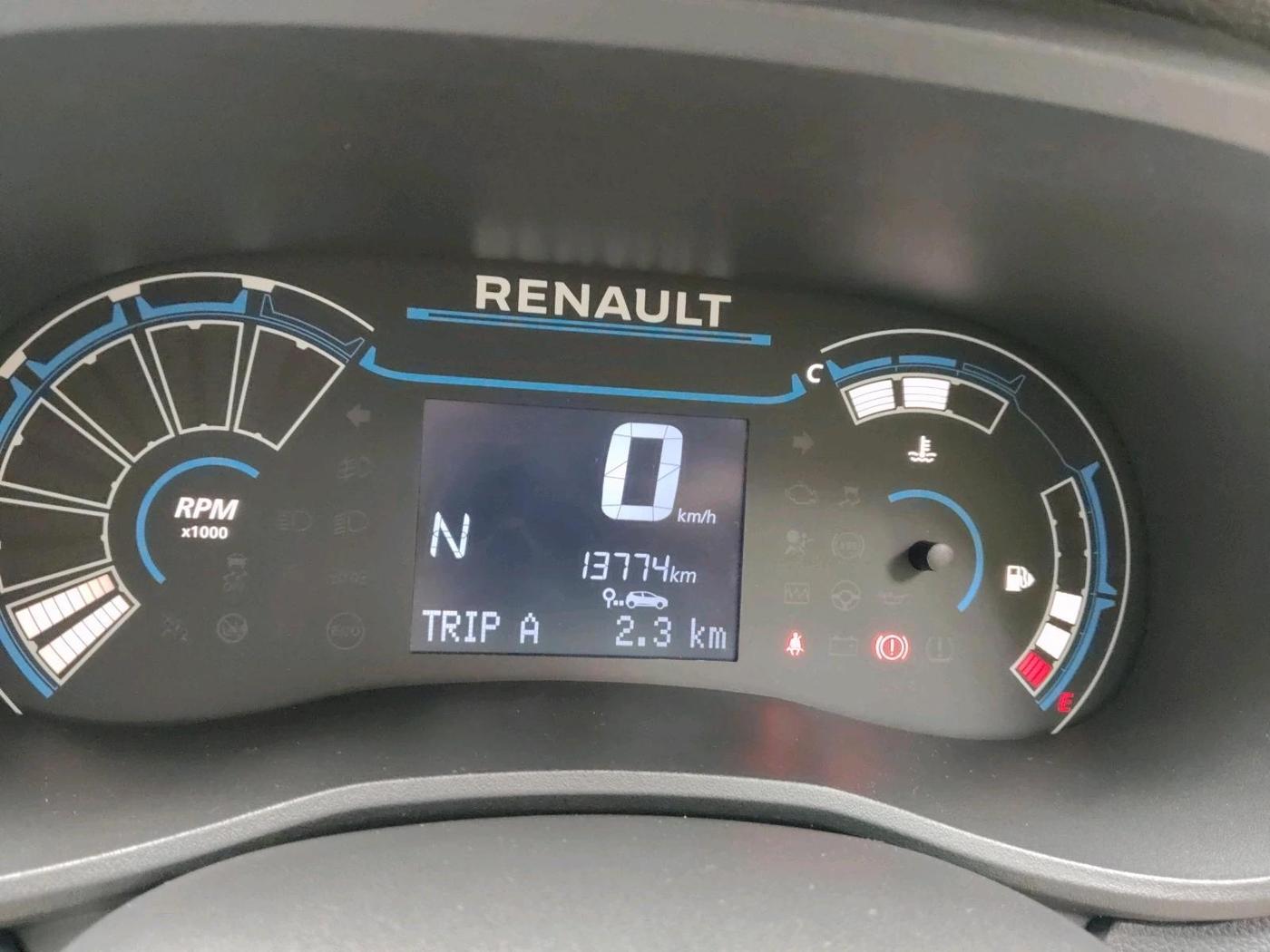 2023 Renault Kwid RXT 1.0 AMT, Petrol, Automatic, 13,774 km, interior