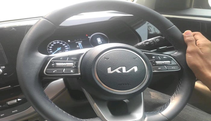 2023 KIA CARENS LUXURY PLUS 1.5 DIESEL 7 STR, Diesel, Manual, 11,117 km, interior