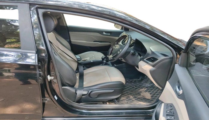 2018 Hyundai Verna 1.6 SX (O) CRDI MT, Diesel, Manual, 1,36,622 km, interior