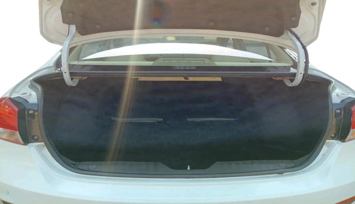 2018 Maruti Ciaz DELTA 1.5 SHVS MT PETROL, Petrol, Manual, 44,484 km, exterior