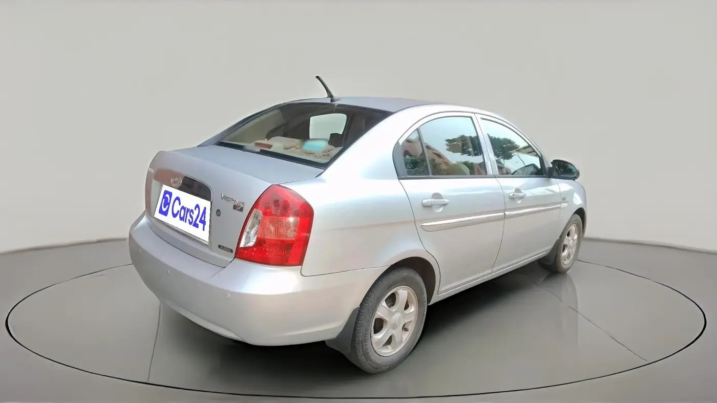 2009 Hyundai Verna  SX 1.6 VTVT, Petrol, Manual, 32,222 km, exterior
