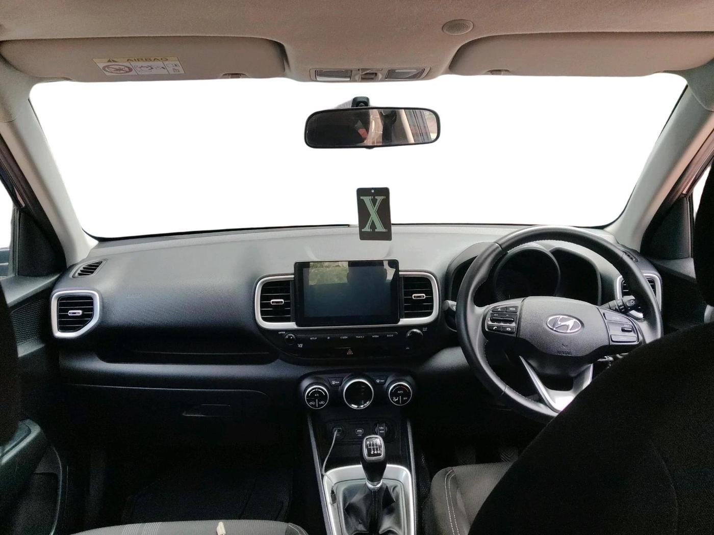 2019 Hyundai VENUE SX 1.0 TURBO, Petrol, Manual, 85,032 km, interior