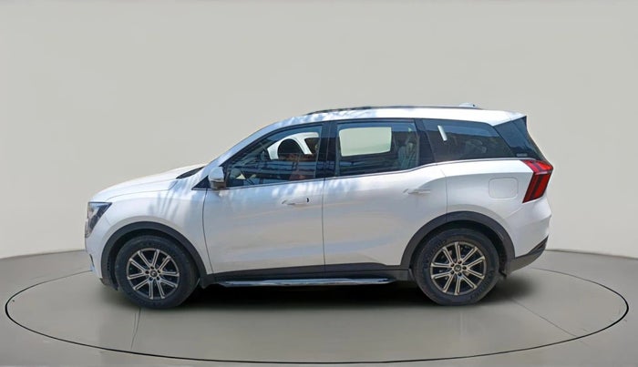 2022 Mahindra XUV700 AX 7 LUXURY P AT 7 STR, Petrol, Automatic, 47,506 km, exterior